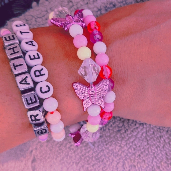 Handmade "little words" bracelet - Picture 1 of 1